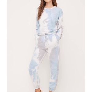 Tie-Dye Pullover Jogger Pant Set UNWORN